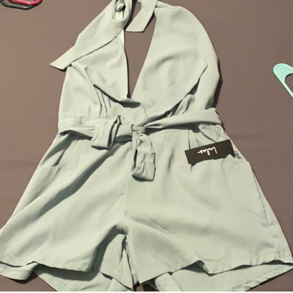 Lulu's XL Sage Halter Romper NWT - Picture 7 of 14